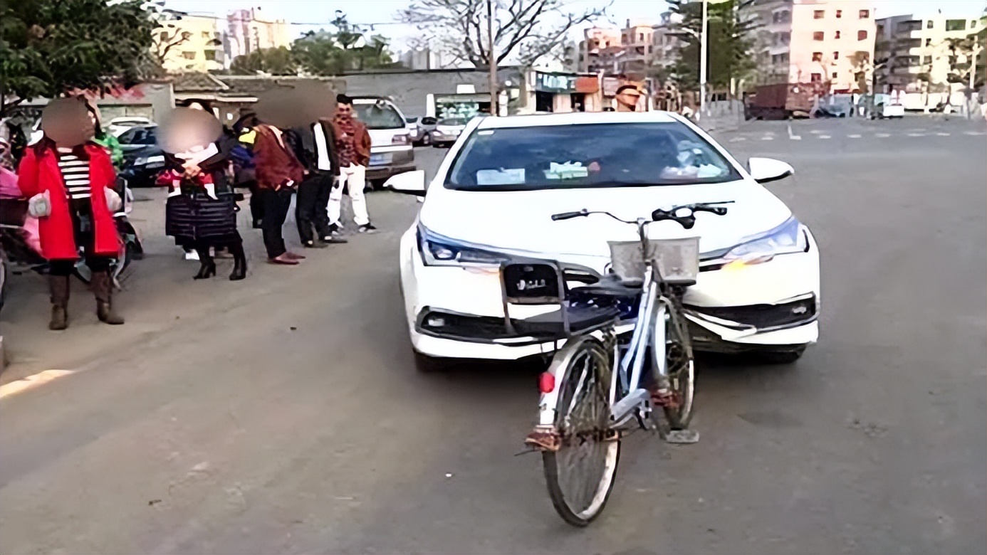 让一束太阳光通过棱镜射到白_见识下暗影岛之力吧_