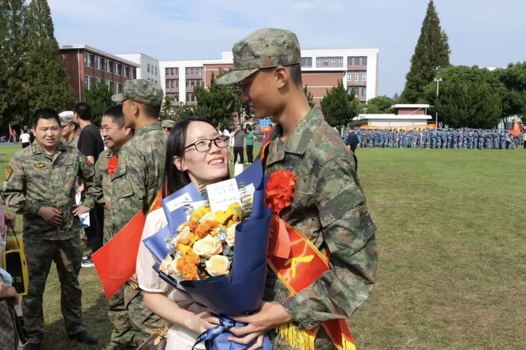 嘉定新兵欢送会具体时间__上海市新兵欢送仪式