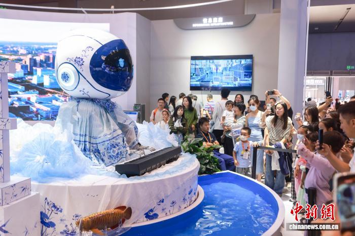 服贸会观察：中国电商消费转向体验、理性与近场__服贸会观察：中国电商消费转向体验、理性与近场